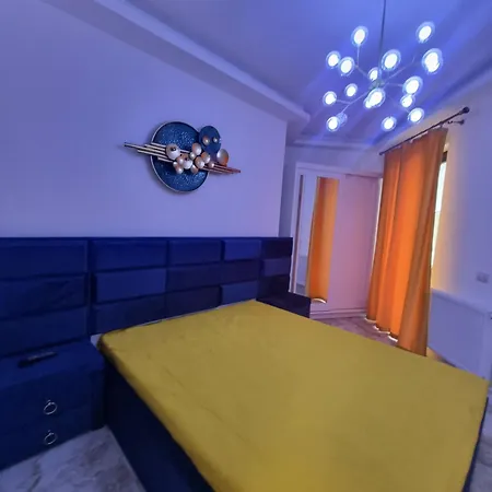 Ella Zigzag Apartament ! アパート