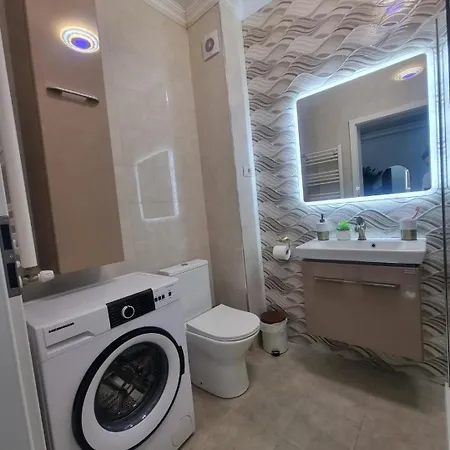 アパート Ella Zigzag Apartament !